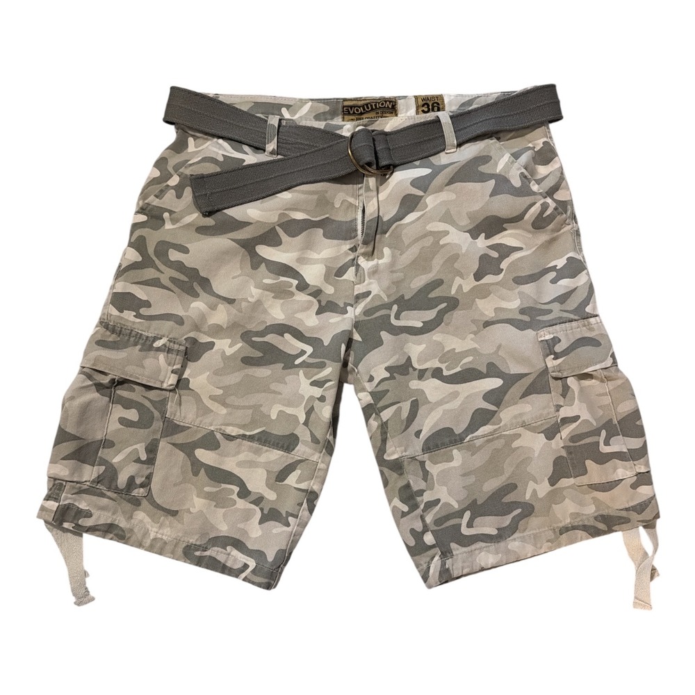 Vintage 90s y2k grunge camo cargo baggy shorts with belt by evolution size 36